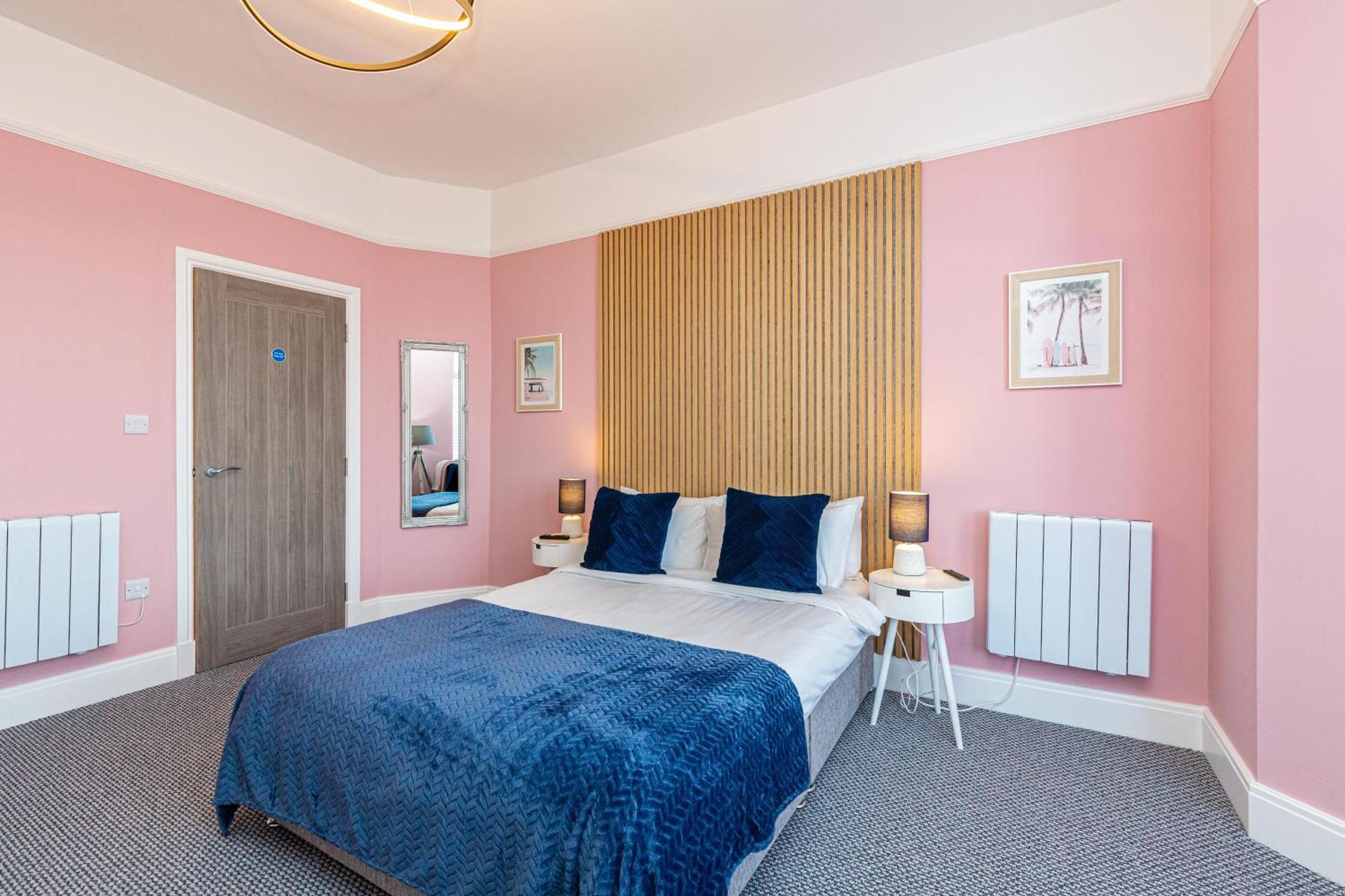 Beachfront Apartment 3 Bedrooms Sleeps 7 - Gateway To The Lake District - Newly Refurbished Morecambe Zewnętrze zdjęcie