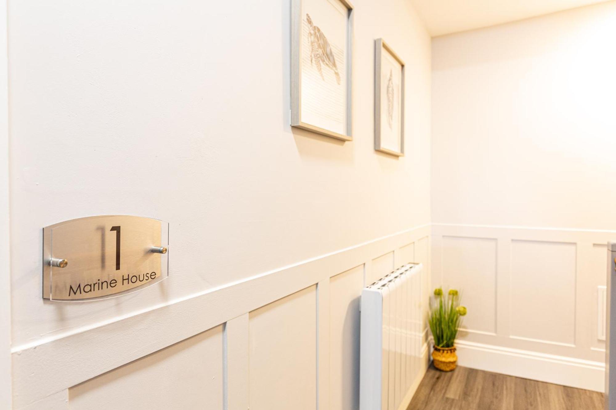 Beachfront Apartment 3 Bedrooms Sleeps 7 - Gateway To The Lake District - Newly Refurbished Morecambe Zewnętrze zdjęcie