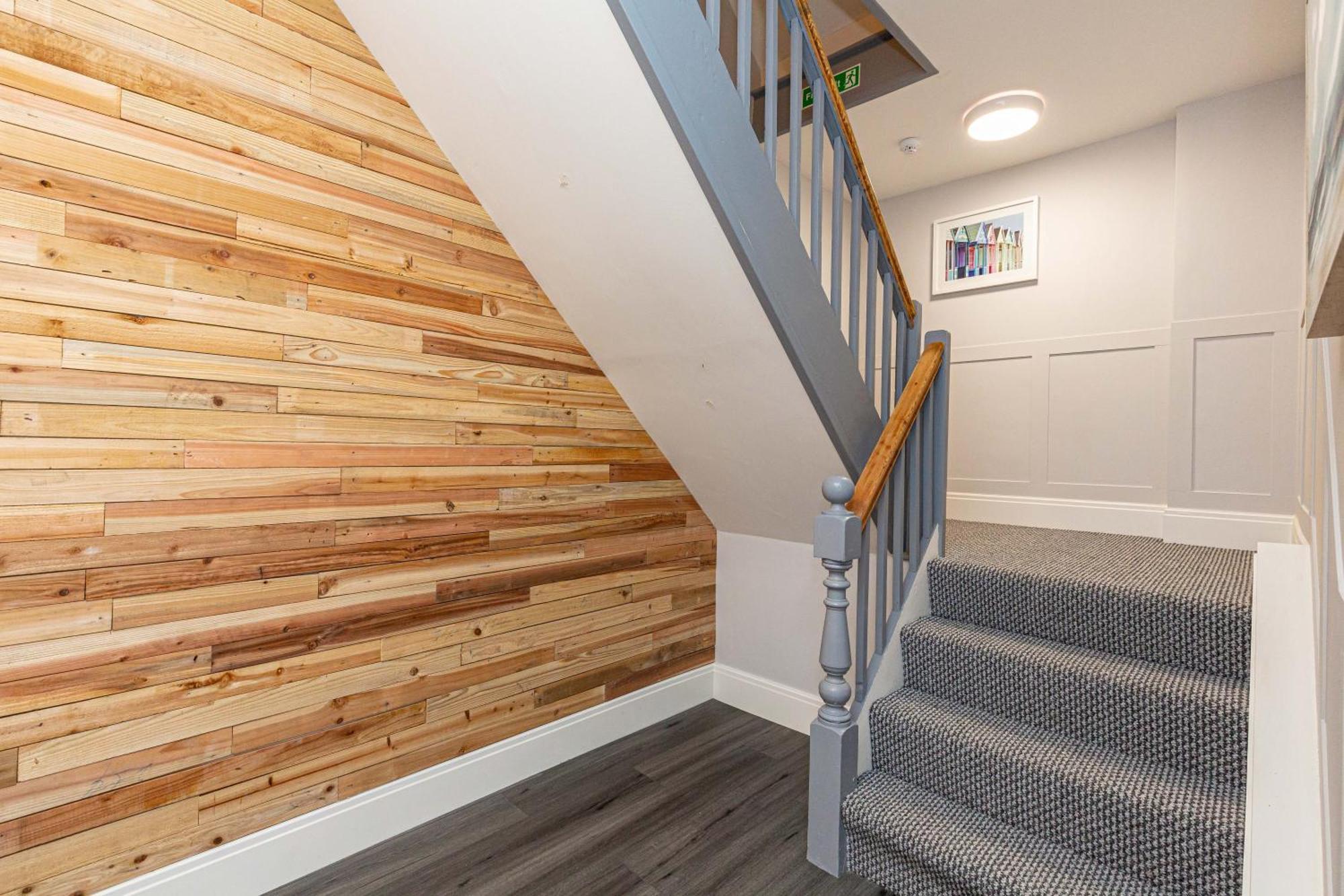 Beachfront Apartment 3 Bedrooms Sleeps 7 - Gateway To The Lake District - Newly Refurbished Morecambe Zewnętrze zdjęcie