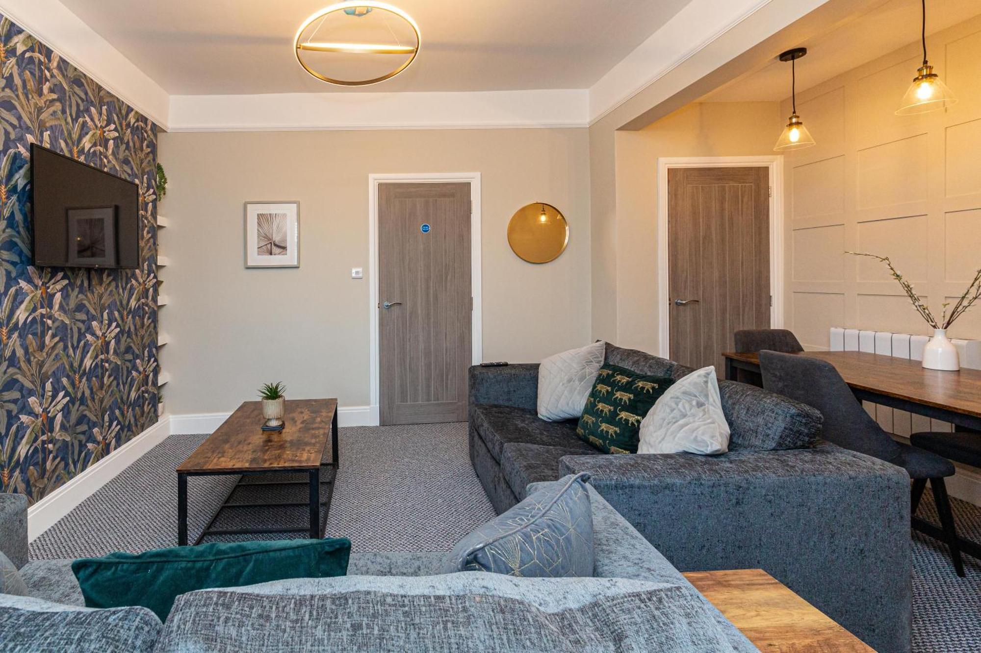 Beachfront Apartment 3 Bedrooms Sleeps 7 - Gateway To The Lake District - Newly Refurbished Morecambe Zewnętrze zdjęcie